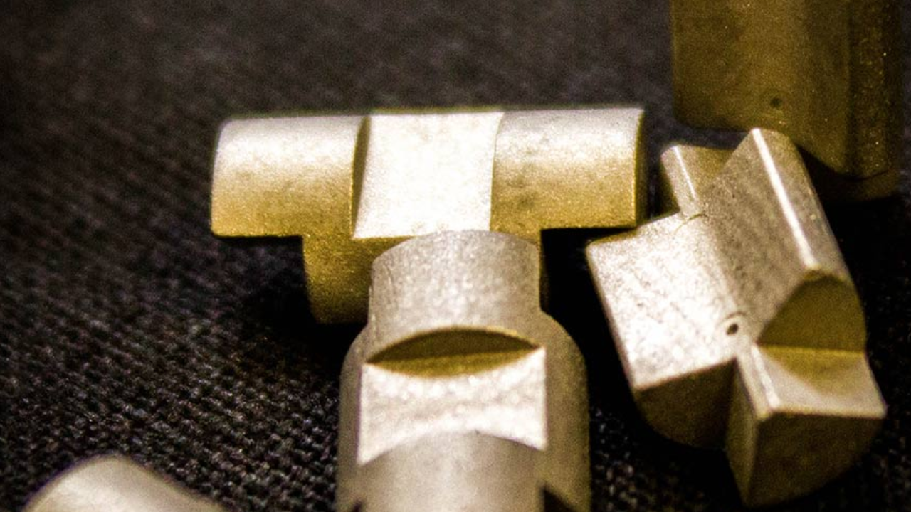 What Reasons Make Us Use CNC Five-Axis Machines?